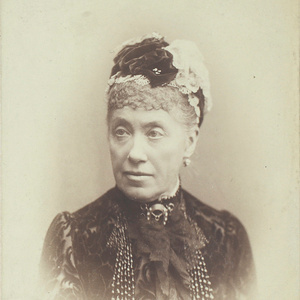 Fotografie von Maria Karoline (1825-1915) von Victor Angerer. Um 1895.