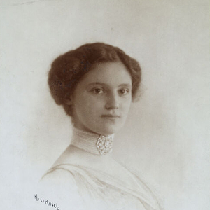 Ausschnitt der Fotografie der Kaiserin Zita (1892-1989) von Hermann Clemens Kosel. Datiert 1914.
